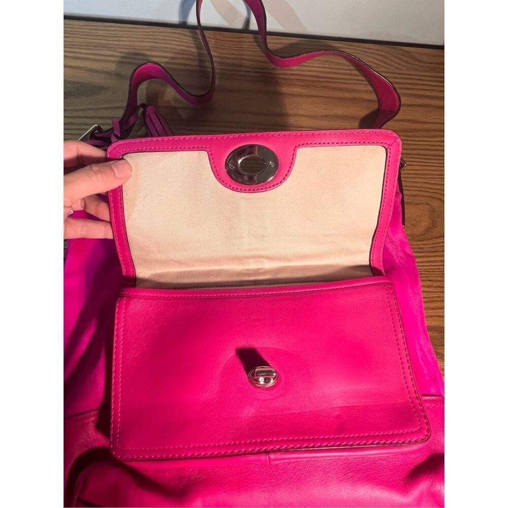 NWOT Coach NY Legacy hot Pink fur shoulder crossbody purse Barbie Pink - Picture 5 of 7